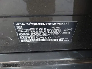 2025 BMW X7 xDrive40i with VIN 5UX23EM07S9W53333, listed as a IAAI auction lot 41651402 with 6,591 mi miles. Bid and sale history available at carsss.com. Image 9.