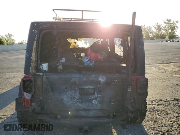 2018 Jeep Wrangler JK Unlimited Sport S with VIN 1C4HJWDG9JL919361, listed as a Copart auction lot 68392464 with 0 mi miles and Salvage Title. Bid and sale history available at carsss.com. Image 6.