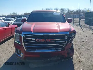 2021 GMC Yukon XL SLT with VIN 1GKS2GKD6MR144038, listed as a IAAI auction lot 41104213 with 98,318 mi miles. Bid and sale history available at carsss.com. Image 12.