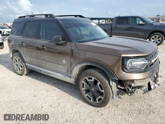2022 Ford Bronco Sport Outer Banks with VIN 3FMCR9C65NRD59788, listed as a Copart auction lot 54941435 with 59,184 mi miles and Salvage title. Bid and sale history available at DreamBid. Image 4.