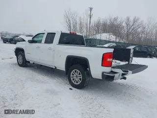 2018 GMC Sierra 1500 SLE with VIN 1GTV2MEC7JZ220257, listed as a IAAI auction lot 41151260 with 170,250 mi miles. Bid and sale history available at carsss.com. Image 3.