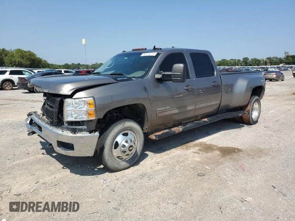 2013 Chevrolet Silverado 3500HD LTZ with VIN 1GC4K1C8XDF158156, listed as a Copart auction lot 66714274 with 297,342 mi miles and Salvage Title. Bid and sale history available at carsss.com. Image 1.