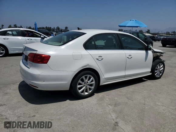 2013 Volkswagen Jetta SE with VIN 3VWDP7AJ5DM433357, listed as a Copart auction lot 61977205 with 64,384 mi miles and Salvage title. Bid and sale history available at DreamBid. Image 3.