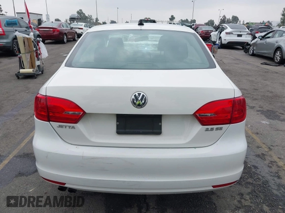2013 Volkswagen Jetta SE with VIN 3VWDP7AJXDM432740, listed as a IAAI auction lot 42569834 with 118,659 mi miles and . Bid and sale history available at DreamBid. Image 16.