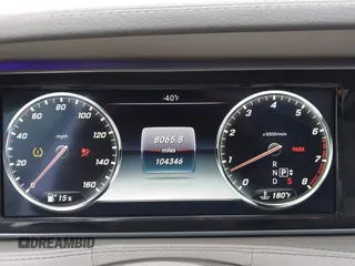 2015 Mercedes-Benz S-Class S 550 with VIN WDDUG8CB6FA185219, listed as a IAAI auction lot 42032135 with 104,346 mi miles. Bid and sale history available at carsss.com. Image 7.