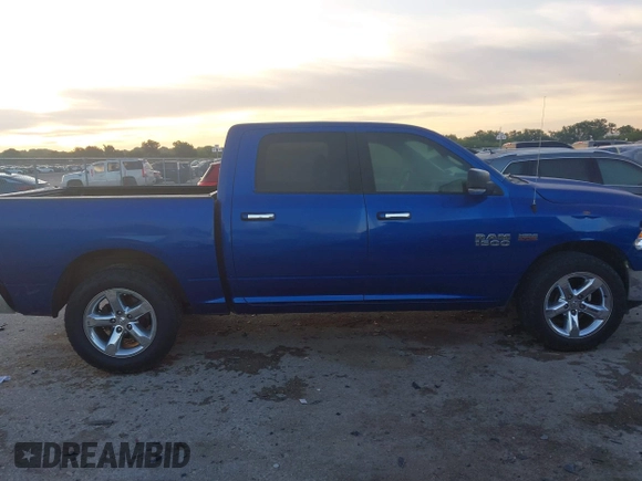 2018 Ram 1500 Harvest с VIN 1C6RR6LT2JS105979, выставлен на аукционе IAAI как лот 42494221 с пробегом 196 388 миль миль и . История ставок и продаж доступна на DreamBid. Изображение 13.