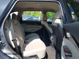 2017 Kia Sorento LX with VIN 5XYPGDA57HG191420, listed as a IAAI auction lot 42224980 with 177,091 mi miles and . Bid and sale history available at carsss.com. Image 8.