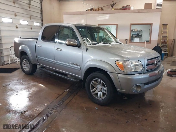 2005 Toyota Tundra SR5 with VIN 5TBDT44105S474501, listed as a IAAI auction lot 41613031 with 188,611 mi miles. Bid and sale history available at carsss.com. Image 1.