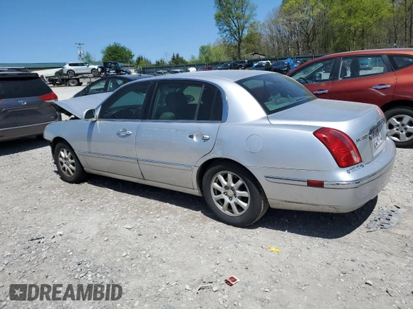 2007 Kia Amanti with VIN KNALD125775127791, listed as a Copart auction lot 52258745 with 226,896 mi miles and Salvage Title. Bid and sale history available at carsss.com. Image 2.