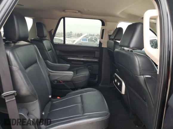 2024 Ford Expedition XLT with VIN 1FMJU1H84REA66331, listed as a Copart auction lot 44598615 with 0 mi miles and Salvage Title. Bid and sale history available at carsss.com. Image 11.