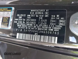 2022 Kia Telluride SX with VIN 5XYP5DHC3NG306763, listed as a IAAI auction lot 42267394 with 110,000 mi miles and . Bid and sale history available at DreamBid. Image 9.