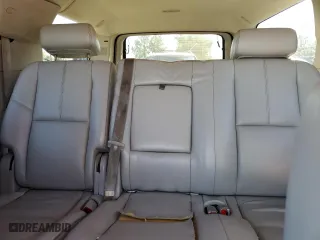 2007 Chevrolet Suburban LT with VIN 3GNFK16347G268039, listed as a Copart auction lot 80569994 with 206,866 mi miles and Salvage Title. Bid and sale history available at carsss.com. Image 10.