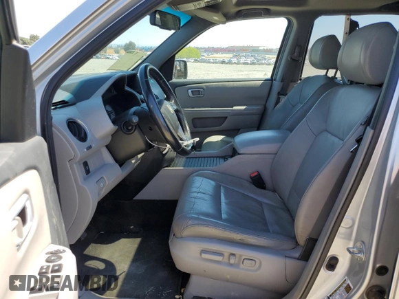 2011 Honda Pilot EX-L with VIN 5FNYF3H61BB008849, listed as a Copart auction lot 68986364 with 224,259 mi miles and Salvage Title. Bid and sale history available at carsss.com. Image 7.