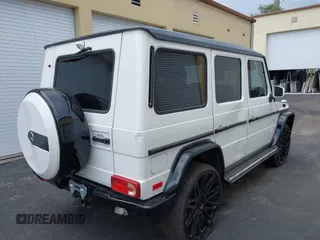 2017 Mercedes-Benz G 550 z VIN WDCYC3KF5HX280749, wystawiony jako IAAI lot #42648445 z przebiegiem 75 967 mil mil oraz . Historia ofert i sprzedaży dostępna na DreamBid. Obrazek 6.