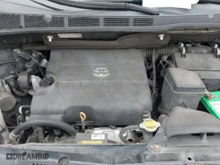 2016 Toyota Sienna XLE with VIN 5TDYK3DC7GS719031, listed as a IAAI auction lot 41552675 with 339,980 mi miles. Bid and sale history available at carsss.com. Image 10.