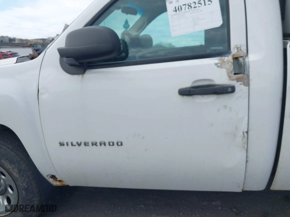 2013 Chevrolet Silverado 1500 Work Truck with VIN 1GCNKPEA7DZ288109, listed as a IAAI auction lot 40782515 with 191,813 mi miles. Bid and sale history available at carsss.com. Image 18.
