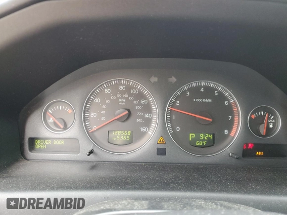 2006 Volvo S60 2.5L Turbo with VIN YV1RH592262535999, listed as a Copart auction lot 67181004 with 128,568 mi miles and Salvage Title. Bid and sale history available at carsss.com. Image 9.