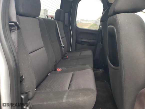 2013 Chevrolet Silverado 1500 LT with VIN 1GCRCSE08DZ413787, listed as a Copart auction lot 42134515 with 134,908 mi miles and Salvage Title. Bid and sale history available at carsss.com. Image 10.