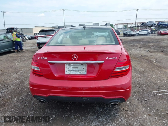 2012 Mercedes-Benz C 300 Sport с VIN WDDGF8BB8CR207493, выставлен на аукционе IAAI как лот 42660200 с пробегом 193 504 миль миль и . История ставок и продаж доступна на DreamBid. Изображение 16.