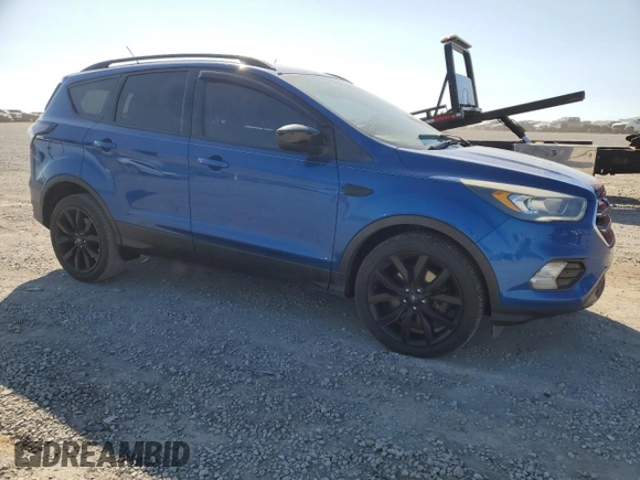 2017 Ford Escape SE with VIN 1FMCU0G96HUB59479, listed as a Copart auction lot 48711935 with 94,404 mi miles and Clean Title. Bid and sale history available at DreamBid. Image 4.