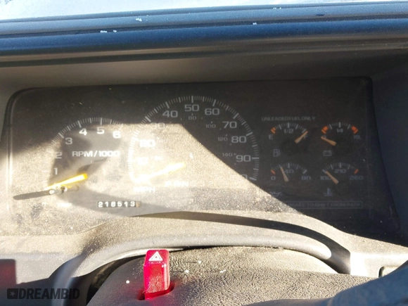 1998 Chevrolet Tahoe with VIN 3GNEK18R5WG130358, listed as a IAAI auction lot 41428005 with 218,513 mi miles. Bid and sale history available at carsss.com. Image 7.