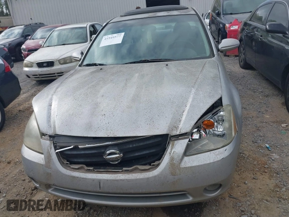 2002 Nissan Altima SE with VIN 1N4BL11D22C276694, listed as a IAAI auction lot 41949577 with 170,000 mi miles. Bid and sale history available at carsss.com. Image 12.