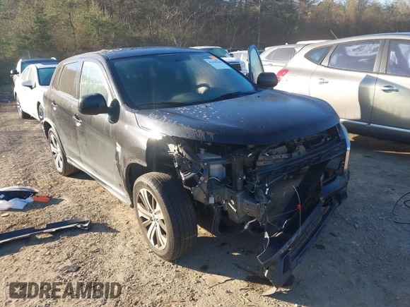 2020 Mitsubishi Outlander Sport ES 2.0 with VIN JA4AP3AU3LU015859, listed as a IAAI auction lot 41656744 with 92,082 mi miles. Bid and sale history available at carsss.com. Image 6.