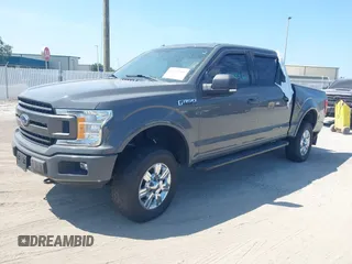2018 Ford F-150 XL z VIN 1FTEW1EP8JFD63788, wystawiony jako IAAI lot #42252446 z przebiegiem 52 611 mil mil oraz . Historia ofert i sprzedaży dostępna na DreamBid. Obrazek 17.