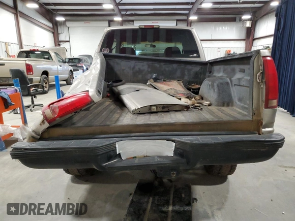 1998 Chevrolet Silverado 1500 with VIN 2GCEK19R9W1105382, listed as a Copart auction lot 87264814 with 290,006 mi miles and Salvage Title. Bid and sale history available at DreamBid. Image 6.