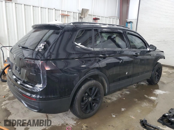 2023 Volkswagen Tiguan S with VIN 3VVFB7AX9PM058545, listed as a Copart auction lot 87412544 with 3,902 mi miles and Salvage title. Bid and sale history available at DreamBid. Image 3.