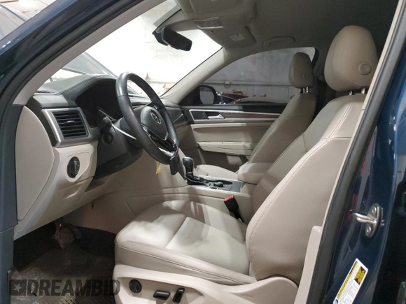 2018 Volkswagen Atlas SE with VIN 1V2LR2CA3JC578157, listed as a Copart auction lot 55812345 with 107,577 mi miles and Clean title. Bid and sale history available at DreamBid. Image 7.