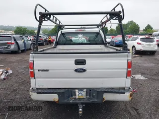 2010 Ford F-150 XL z VIN 1FTEX1CW4AFC14348, wystawiony jako IAAI lot #42381042 z przebiegiem Nie podano mil oraz . Historia ofert i sprzedaży dostępna na DreamBid. Obrazek 17.