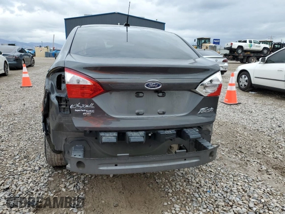 2018 Ford Fiesta SE z VIN 3FADP4BJ1JM115298, wystawiony jako Copart lot #76737564 z przebiegiem Nie podano mil oraz Szkoda całkowita • Salvage title. Historia ofert i sprzedaży dostępna na DreamBid. Obrazek 6.