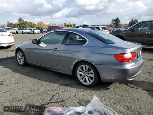 2013 BMW 3 Series 328i xDrive with VIN WBAKF3C56DJ386128, listed as a Copart auction lot 80980054 with 21,629 mi miles and Salvage Title. Bid and sale history available at carsss.com. Image 2.