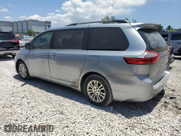 2015 Toyota Sienna XLE z VIN 5TDYK3DC3FS631916, wystawiony jako Copart lot #57876815 z przebiegiem 76 986 mil mil oraz Czysty tytuł • Clean title. Historia ofert i sprzedaży dostępna na DreamBid. Obrazek 2.