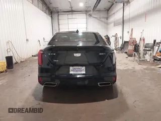 2021 Cadillac CT4 Premium Luxury z VIN 1G6DF5RK6M0133758, wystawiony jako IAAI lot #40832245 z przebiegiem 13 543 mil mil oraz . Historia ofert i sprzedaży dostępna na DreamBid. Obrazek 17.