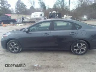 2019 Kia Forte LXS with VIN 3KPF24AD5KE132436, listed as a IAAI auction lot 41632524 with 26,005 mi miles. Bid and sale history available at carsss.com. Image 14.