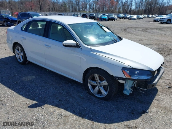 2012 Volkswagen Passat SE with VIN 1VWBP7A38CC030837, listed as a IAAI auction lot 41864669 with 169,816 mi miles. Bid and sale history available at carsss.com. Image 1.