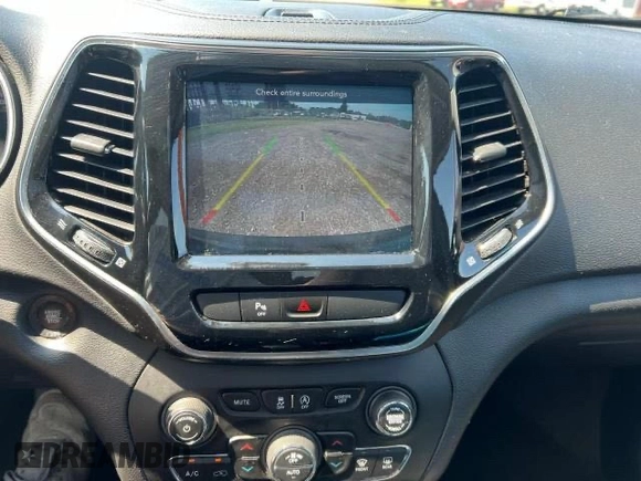 2020 Jeep Cherokee High Altitude z VIN 1C4PJMDXXLD562415, wystawiony jako Copart lot #48685715 z przebiegiem 140 404 mil mil oraz Czysty tytuł • Clean title. Historia ofert i sprzedaży dostępna na DreamBid. Obrazek 9.