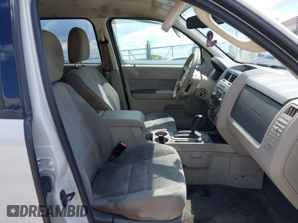 2012 Ford Escape XLT с VIN 1FMCU9D74CKB33927, выставлен на аукционе IAAI как лот 42657298 с пробегом 168 828 миль миль и . История ставок и продаж доступна на DreamBid. Изображение 5.