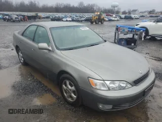 1998 Lexus ES 300 Luxury Sport Sdn with VIN JT8BF28G8W0128577, listed as a Copart auction lot 84502984 with 52,285 mi miles and Clean Title. Bid and sale history available at carsss.com. Image 4.
