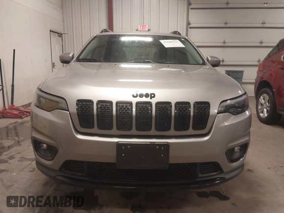 2019 Jeep Cherokee Latitude Plus with VIN 1C4PJMLX2KD427395, listed as a IAAI auction lot 41586532 with 84,033 mi miles and . Bid and sale history available at DreamBid. Image 13.