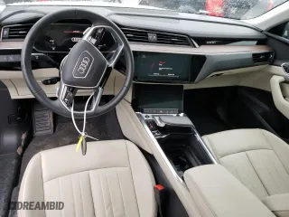 2022 Audi e-tron Premium with VIN WA1AAAGE5NB030514, listed as a Copart auction lot 44645983 with 10,971 mi miles. Bid and sale history available at carsss.com. Image 8.
