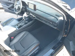2024 Honda Accord Touring z VIN 1HGCY2F89RA044442, wystawiony jako IAAI lot #41000633 z przebiegiem 17 974 mil mil oraz . Historia ofert i sprzedaży dostępna na DreamBid. Obrazek 5.