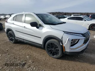 2023 Mitsubishi Eclipse Cross LE z VIN JA4ATVAA6PZ003386, wystawiony jako Copart lot #46779775 z przebiegiem 25 628 mil mil oraz Szkoda całkowita • Salvage title. Historia ofert i sprzedaży dostępna na DreamBid. Obrazek 4.
