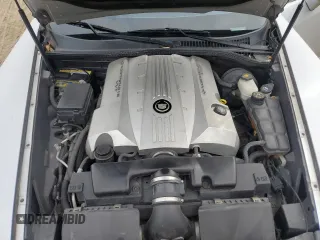 2005 Cadillac XLR z VIN 1G6YV34AX55603706, wystawiony jako Copart lot #81643824 z przebiegiem 84 951 mil mil oraz Czysty tytuł • Clean title. Historia ofert i sprzedaży dostępna na DreamBid. Obrazek 11.