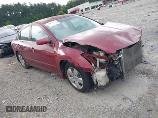 2007 Nissan Altima 2.5 with VIN 1N4AL21E37C128426, listed as a IAAI auction lot 39461734 with 228,067 mi miles. Bid and sale history available at carsss.com. Image 1.