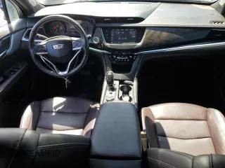 2020 Cadillac XT6 FWD Premium Luxury with VIN 1GYKPCRS1LZ232773, listed as a Copart auction lot 61201565 with 15,866 mi miles and Salvage title. Bid and sale history available at DreamBid. Image 8.