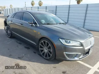2017 Lincoln MKZ Select with VIN 3LN6L5CC8HR629422, listed as a IAAI auction lot 41566066 with 95,588 mi miles. Bid and sale history available at carsss.com. Image 1.