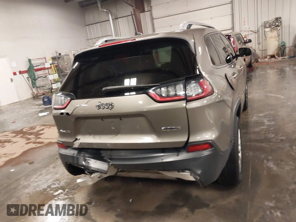 2019 Jeep Cherokee Latitude with VIN 1C4PJMCX3KD356109, listed as a IAAI auction lot 41211181 with 84,072 mi miles. Bid and sale history available at carsss.com. Image 16.